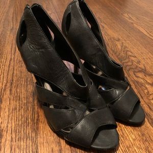 Steve Madden Pumps